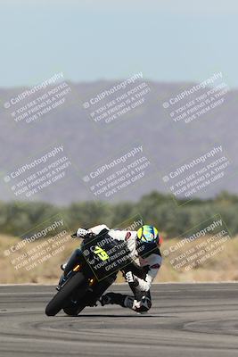 media/Oct-13-2025-Moto Forza (Mon) [[a66d839500]]/2-A Group/Session 3 (Turn 16)/